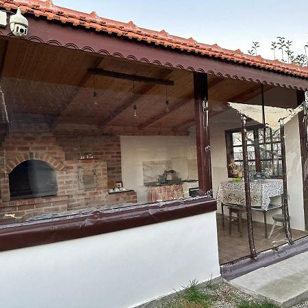 Casa De Vacanta Mirela Novaci-Străini Buitenkant foto