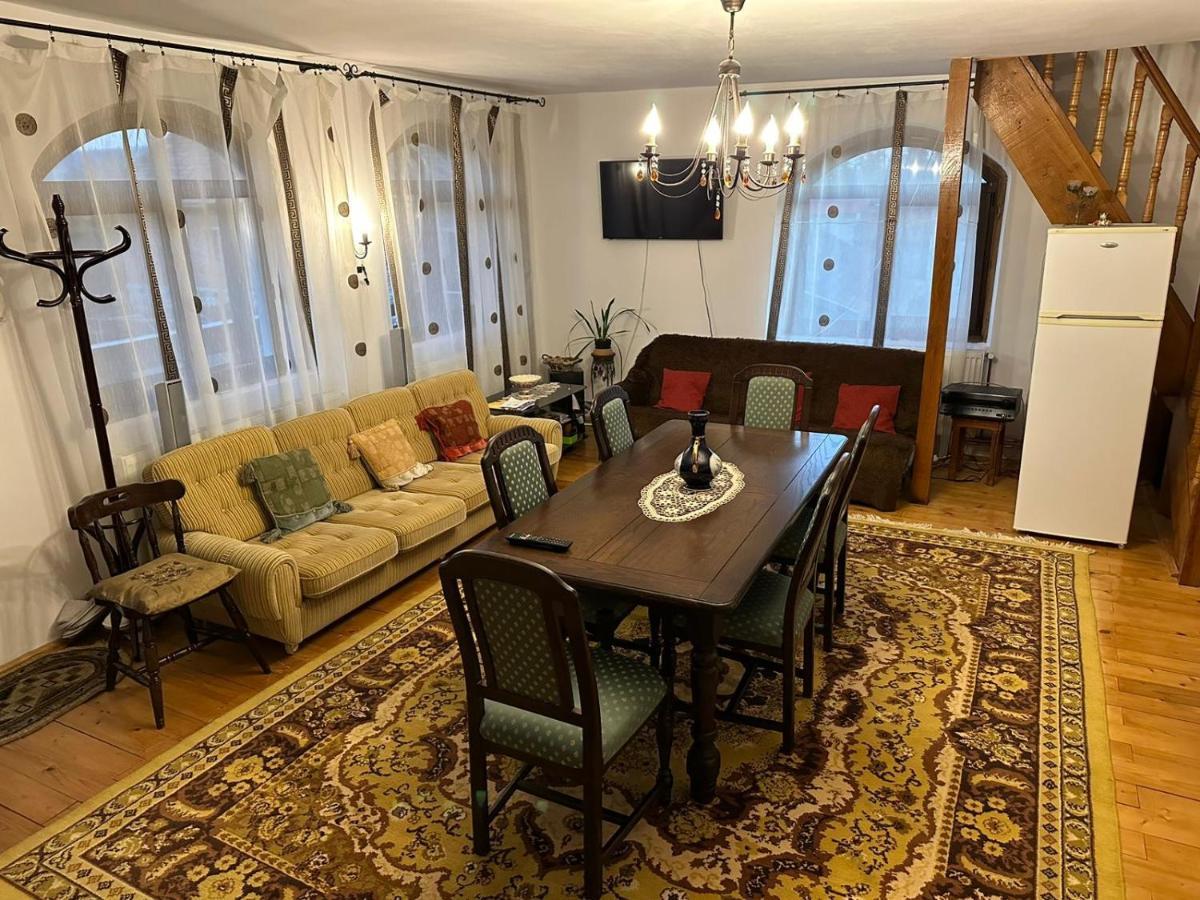 Casa De Vacanta Mirela Novaci-Străini Buitenkant foto