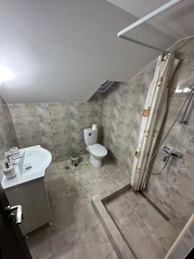 Casa De Vacanta Mirela Novaci-Străini Buitenkant foto